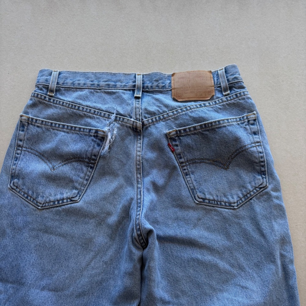 Vintage 90s Levi's 550 Relaxed Fit Jeans
